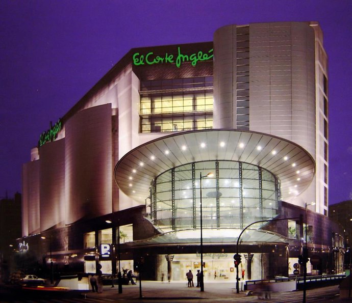 Archivo - El Corte Inglés de la avenida de Francia de València