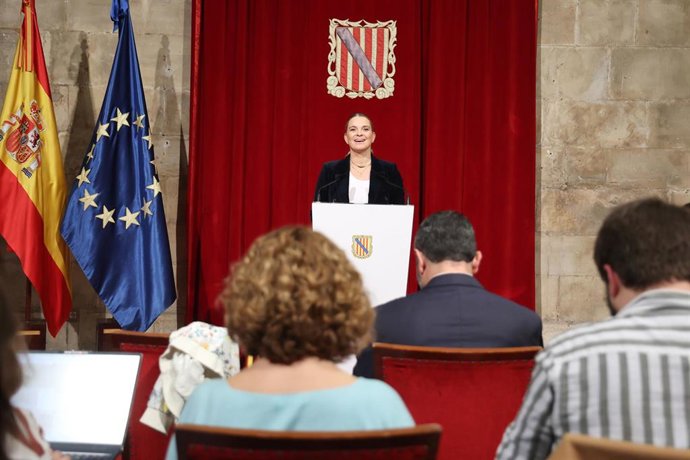 Archivo - La presidenta del Govern balear, Marga Prohens. 