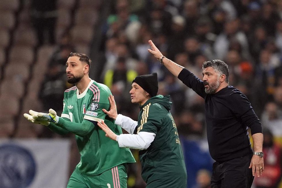 March 31, 2026, Zenica, Bosnia Erzegovina: Gianluigi Donnarumma of Italy, NicolÃ² Barella of Italy, Gennaro Gattuso coach of Italy protest against referee during the final soccer match for the qualification for the 2026 World Cup between Bosnia Herzegovin