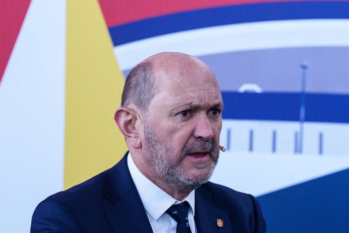 Archivo - El presidente de la RFEF, Rafael Louzán, durante la presentación del partido final de la UEFA Women's Nations League entre España y Alemania, en la Ciudad de Fútbol de las Rozas, a 25 de noviembre de 2025, en Las Rozas, Madrid (España). El parti