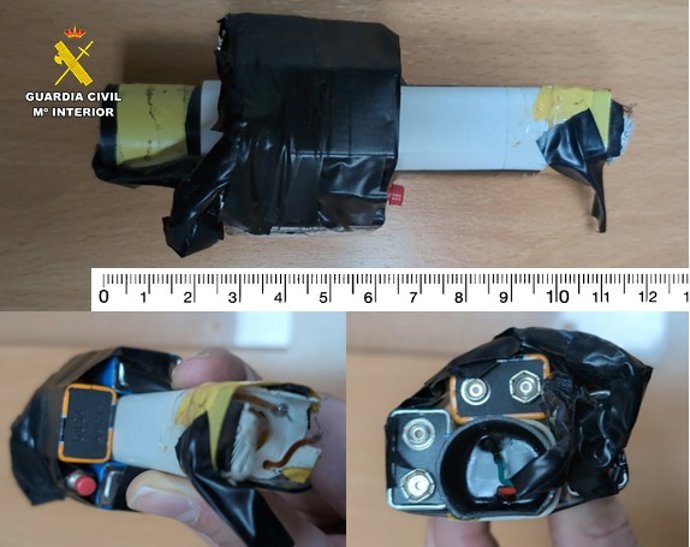 Arma artesanal hallada por la Guardia Civil.