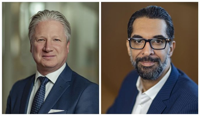 De izquierda a derecha: Frank Groven  y Amr Albialy.