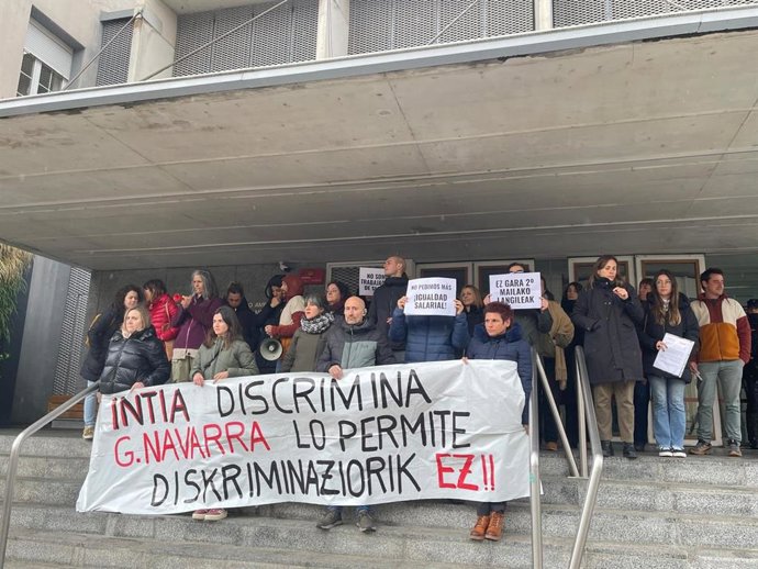 Concentración convocada por el comité de INTIA