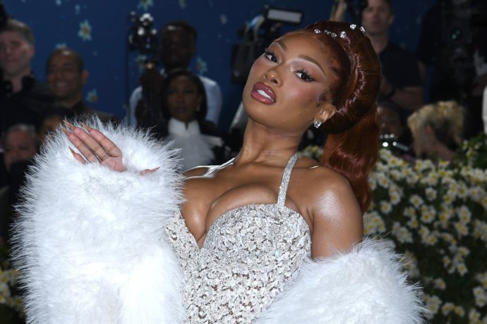 Megan Thee Stallion, hospitalizada tras abandonar en plena función Moulin Rouge! The Musical