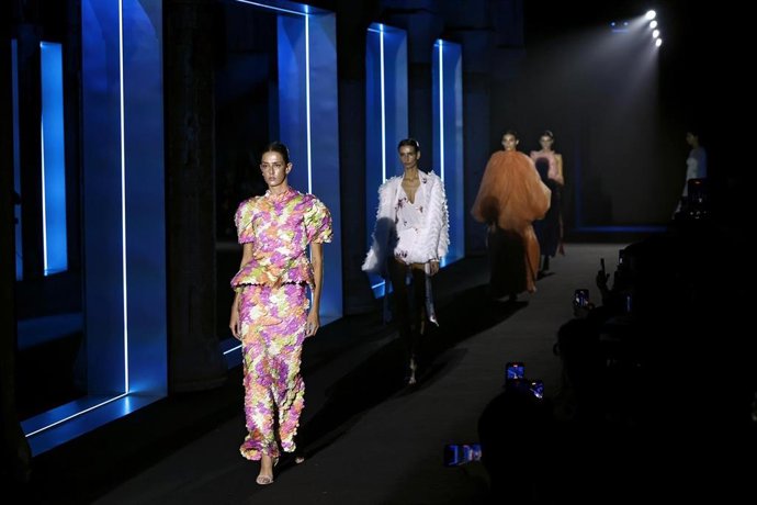Archivo - Imagen de la tercera jornada de la 080 Barcelona Fashion 2025.