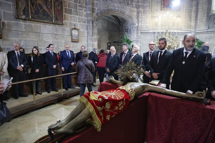 La imagen del Crist de la Sang, en el Davallament de este miércoles.