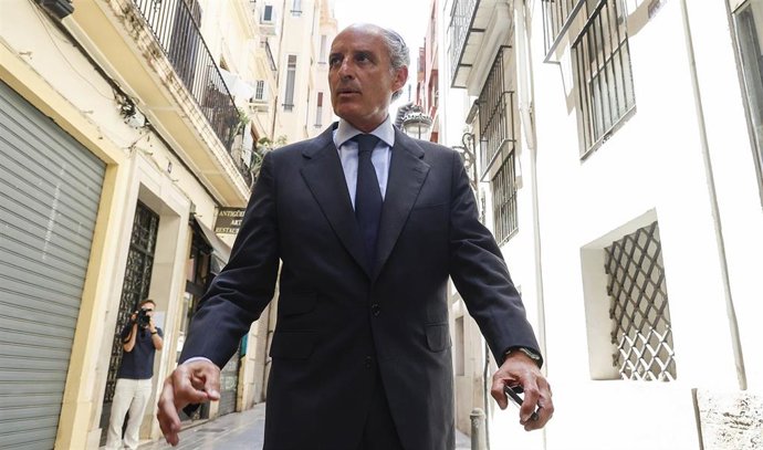 Archivo - El expresidente de la Generalitat Francisco Camps, en una imagen de archivo