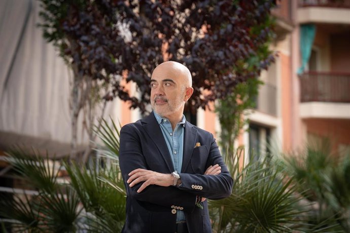 Archivo - El líder del Partido Popular en el Ayuntamiento de Barcelona, Daniel Sirera, en una imagen de archivo