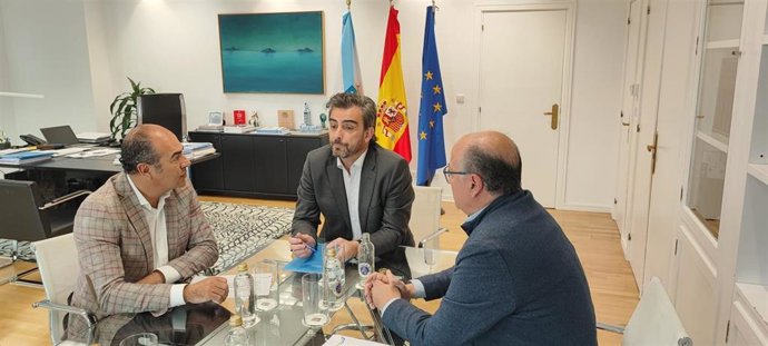 El clúster de turismo se reúne con la Xunta