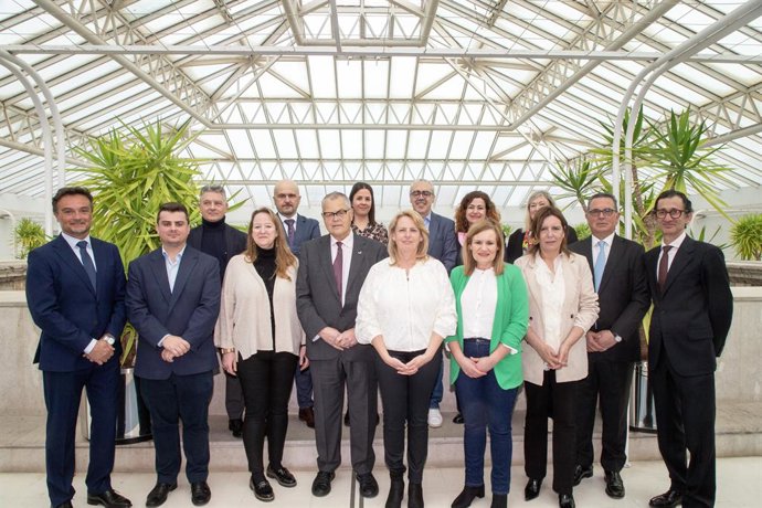 La consejera de Desarrollo Rural, María Jesús Susinos, comparece en la comisión parlamentaria para informar de los Presupuestos de su departamento para 2026