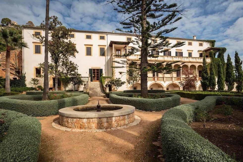 Archivo - Jardines de la finca de Raixa.
