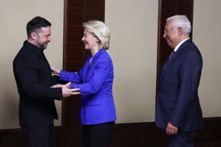 Archivo - El presidente de Ucrania, Volodimir Zelenski, recibe en Kiev a la presidenta de la Comisión Europea, Ursula von der Leyen, y al presidente del Consejo Europeo, António Costa