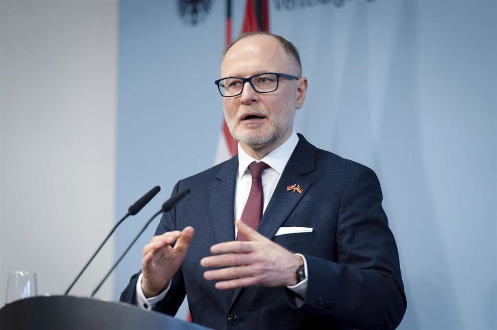 El ministro de Defensa letón, Andris Spruds, en un reciente viaje a Alemania. 