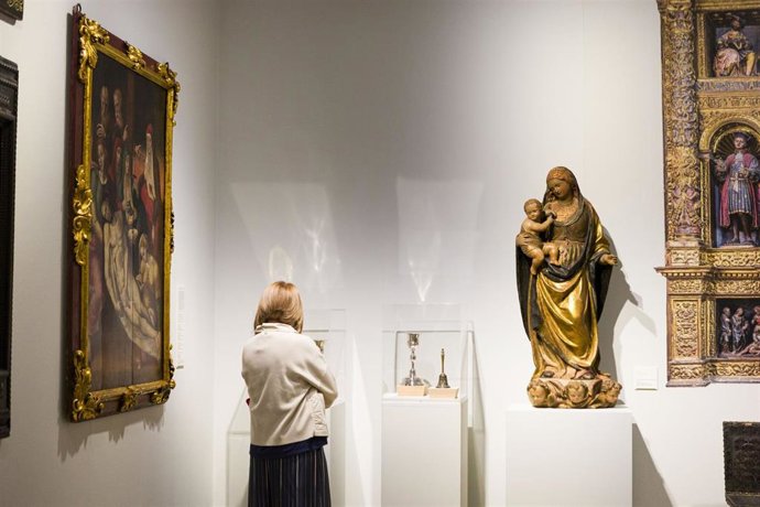 Archivo - Zaragoza.- La exposición sobre el 600 aniversario del Hospital Nuestra Señora de Gracia supera los 80.000 visitantes