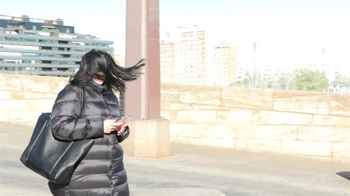 Fuertes rachas de viento. 