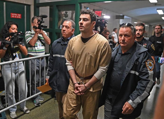 Archivo - El joven Luigi Mangione, acusado por el asesinato de Brian Thompson, consejero delegado de UnitedHealthcare