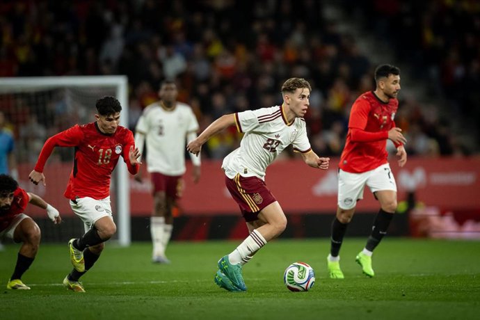 March 31, 2026, Barcelona, Spain: Fermin Lopez of Spain controls the ball during a friendly match between Spain and Egypt at RCDE Stadium in Barcelona, , Spain, on March 31 2026. Photo by Felipe Mondino