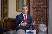 Bolaños tacha de "despropósito" el 'caso Begoña Gómez' después de que Manos Limpias pida no llevarla ante un jurado