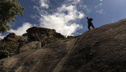 La Comunidad restringe la escalada en La Pedriza hasta julio para proteger aves en plena época de cría