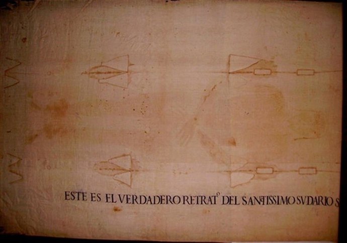 Archivo - Torres de la Alameda expone estos días una de las copias mejor conservadas de la Sábana Santa de Turín