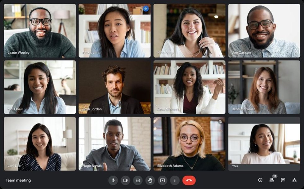 Archivo - Participantes en una videoconferencia en Google Meet 