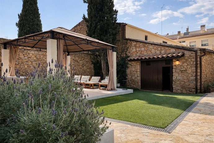 Exterior de l'edificació del segle XVIII