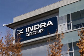 Archivo - Fachada de la sede de Indra, a 25 de noviembre de 2025, en Alcobendas, Madrid (España).