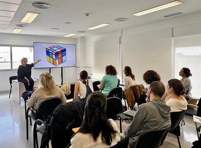 Psicólogos y orientadores educativos reciben formación para identificar y atender las altas capacidades intelectuales