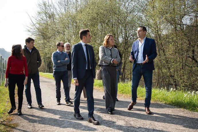 Visita a la pasarela de Muñorrodero.