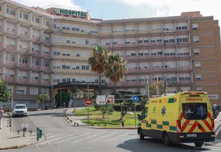 Archivo - Fachada del Hospital Universitario Virgen del Rocío. A 25 de junio de 2025, en Sevilla (Andalucía, España).