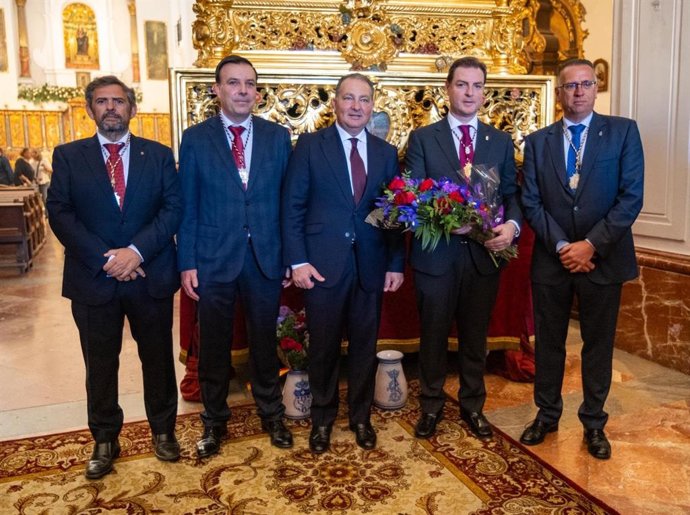 Ofrenda floral de la Diputación de Huelva a la Hermandad de los Judíos.