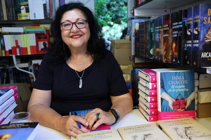 Archivo - Imagen de archivo de la escritora Inma Chacón