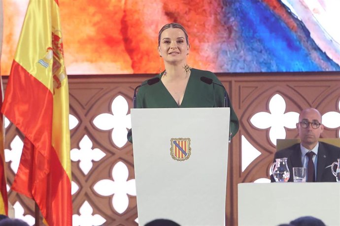Archivo - La presidenta del Govern balear, Marga Prohens, interviene durante el acto de entrega de las Medallas de Oro y Premios Ramon Llull, en Sa Llotja, a 28 de febrero de 2026, en Palma de Mallorca, Mallorca, Baleares (España). 