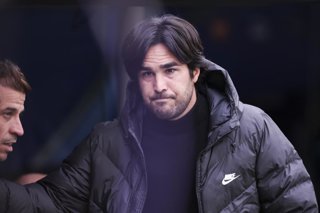 Pere Romeu, head coach of FC Barcelona, looks on during the UEFA Women’s Champions League 2025/26 Quarter-finals second Leg, football match played between FC Barcelona and Real Madrid CF at Spotify Camp Nou stadium on April 02, 2026 in Barcelona, Spain.