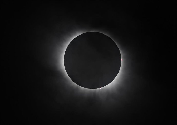 Archivo - 08 April 2024, US, Burnet: A total solar eclipse of the sun over Burnet County. Photo: Bob Daemmrich/ZUMA Press Wire/dpa