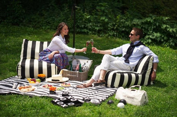 Visitas privadas a The Met o pícnics gourmet en Central Park, los mejores planes de Nueva York para esta primavera