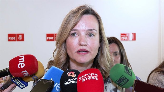 La secretaria general del PSOE Aragón y portavoz del PSOE en las Cortes, Pilar Alegría.