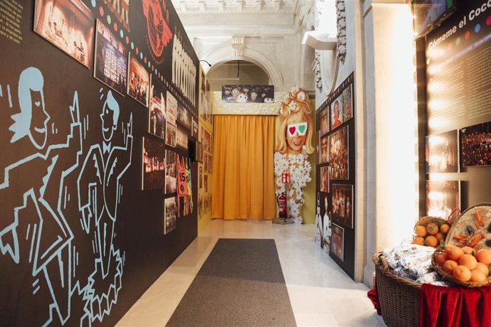 Imagen de la exposición sobre la compañía teatral La Cubana en el Palau Robert