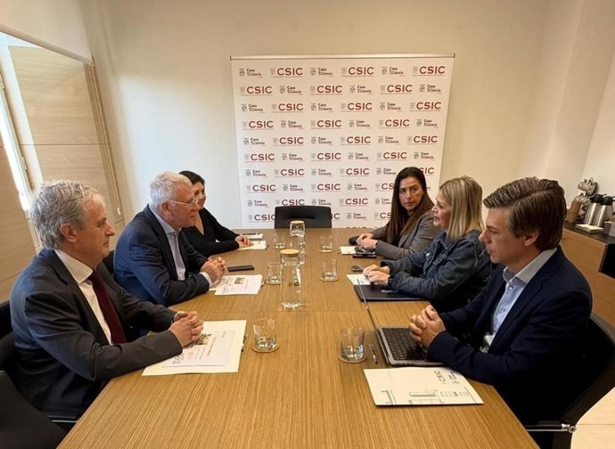 Generalitat y CSIC refuerzan en València su alianza para impulsar ciencia, talento y centros de excelencia