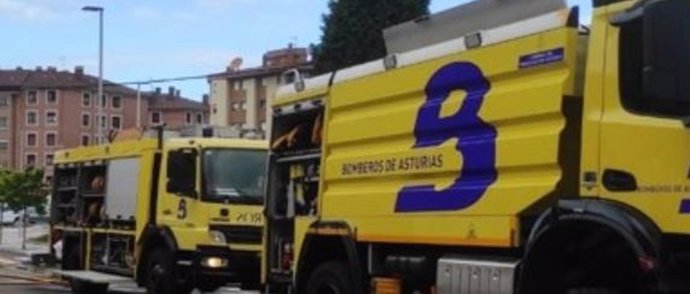 Archivo - Camiones de Bomberos en una imagen de archivo.