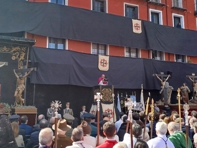 Sermão das Sete Palavras em Valladolid, proferido pelo arcebispo de Oviedo, Jesús Sanz Montes.