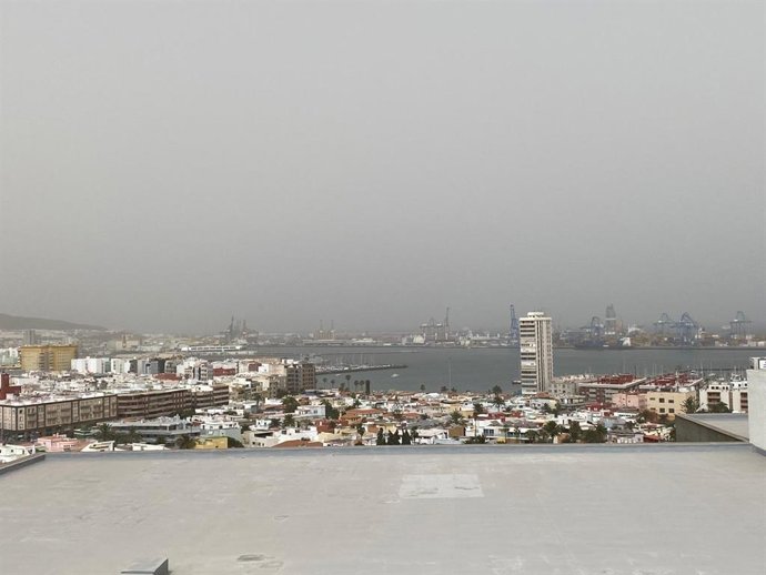 La calima se extiende por Las Palmas de Gran Canaria