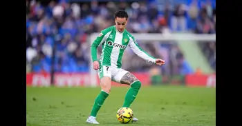Betis y Real Sociedad quieren mantener su pugna por Europa ante los necesitados Espanyol y Levante