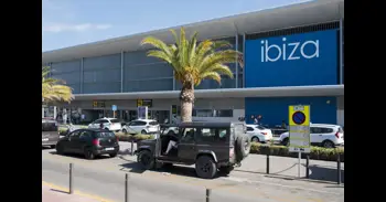 Las búsquedas de vuelos hacia Eivissa aumentan un 67% tras empezar la guerra en Irán, según el SIT de Eivissa