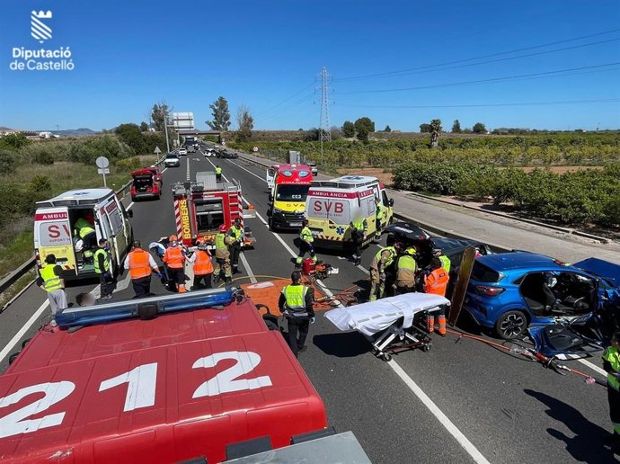 Siete heridos en un accidente entre tres vehículos la N-340 en Vila-real