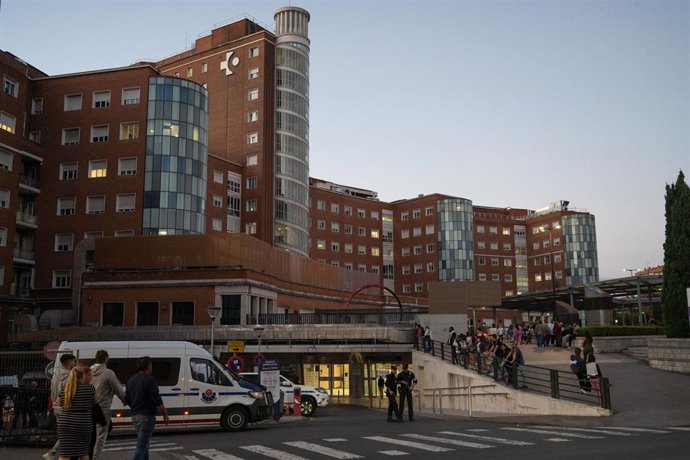 Archivo - Exterior del hospital de Cruces, a 29 de septiembre de 2024. 