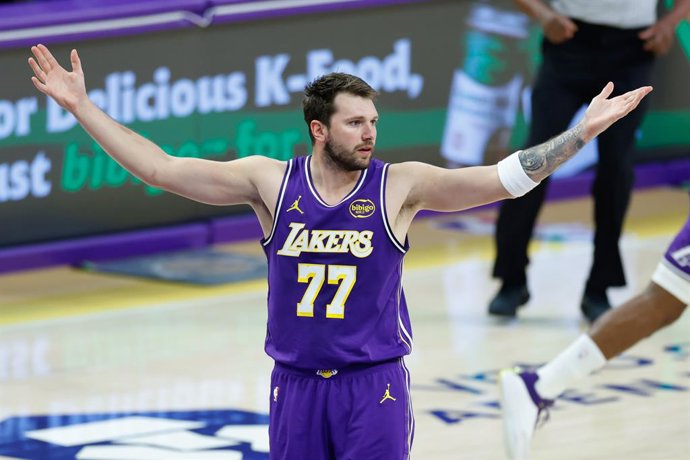 LOS ANGELES, CA - MARCH 27: Los Angeles Lakers guard Luka Doncic (77) looks for a call during the Brooklyn Nets vs Los Angeles Lakers game on March 27, 2026, at Crypto.com Arena in Los Angeles, CA.