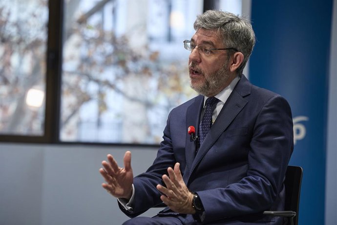 Archivo - El vicesecretario de Economía del PP, Alberto Nadal, durante una entrevista para Europa Press, en la sede del Partido Popular, a 23 de diciembre de 2025, en Madrid (España). Alberto Nadal es licenciado en Derecho y en Ciencias Económicas y Empre