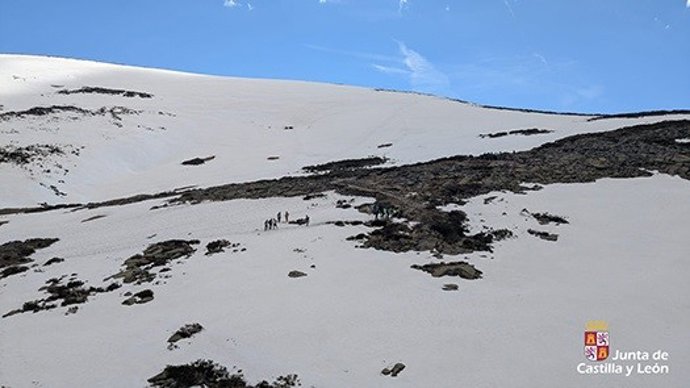 Rescatada una montañera herida tras sufrir una caída en Gredos (Ávila)