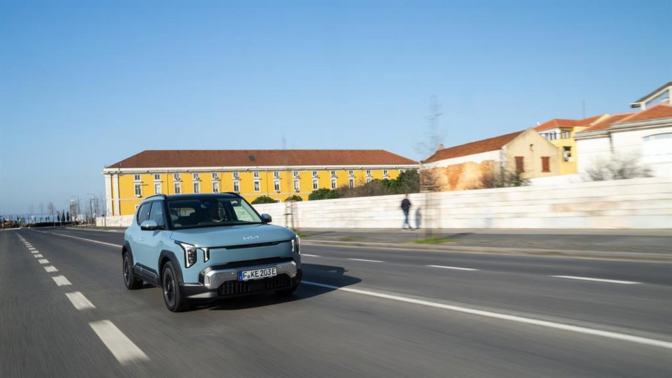 Archivo - Kia EV2